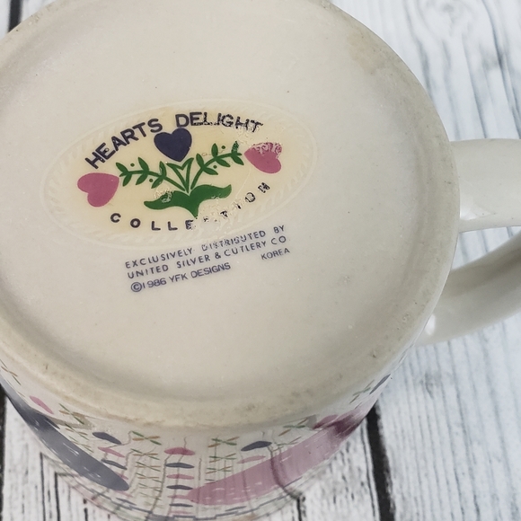 2 Vintage 1986 YFK Designs Hearts Delight Collection Mugs - Picture 9 of 9
